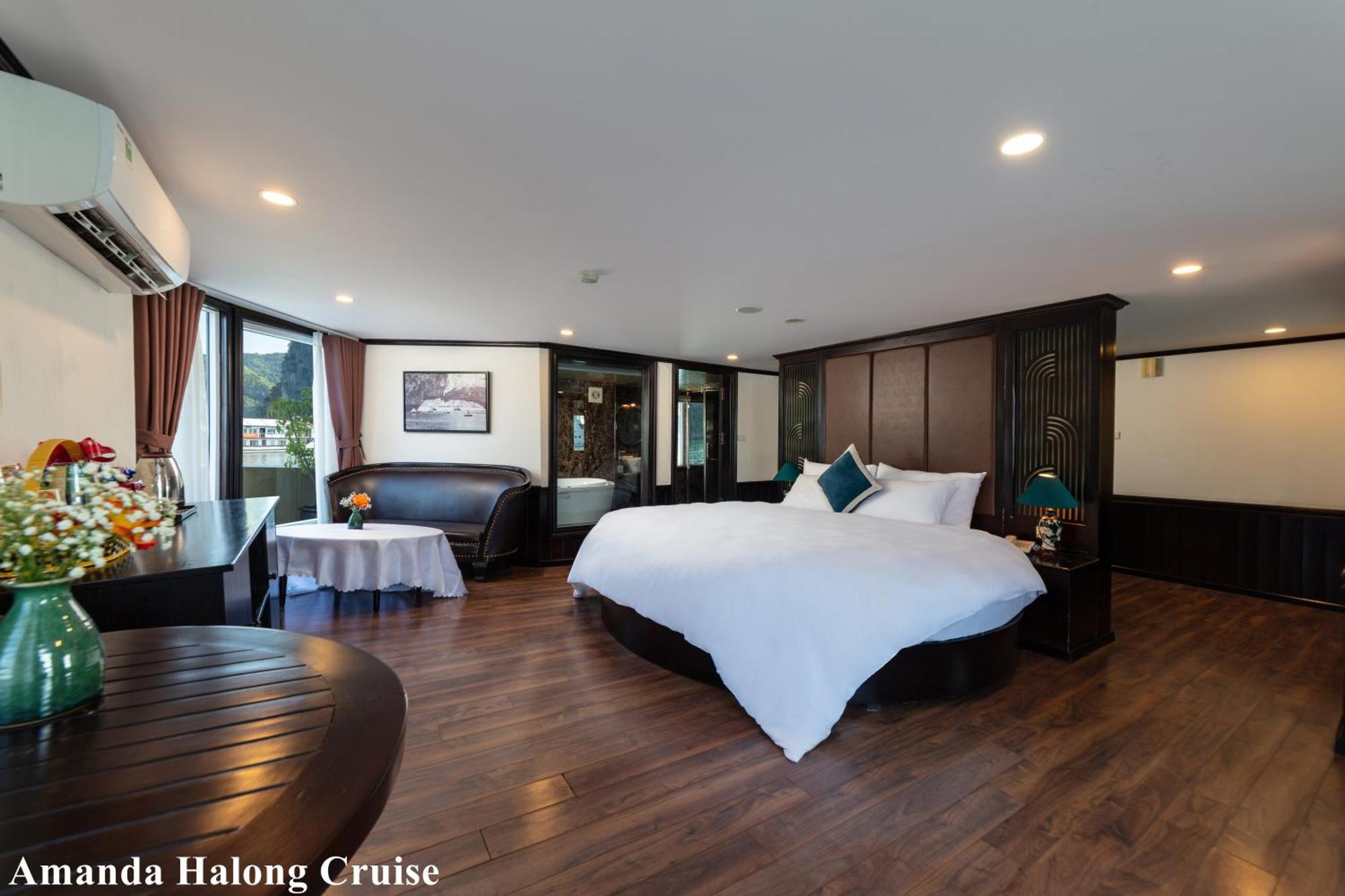 Amanda Luxury Cruise Hotell Ha Long Exteriör bild
