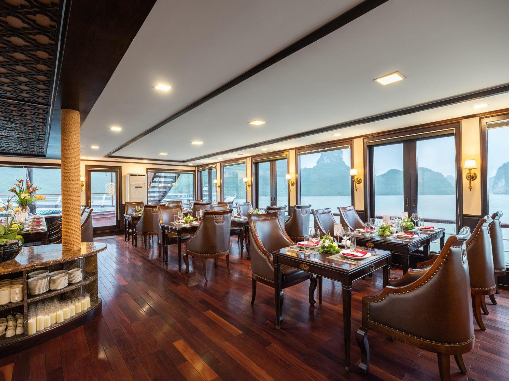 Amanda Luxury Cruise Hotell Ha Long Exteriör bild