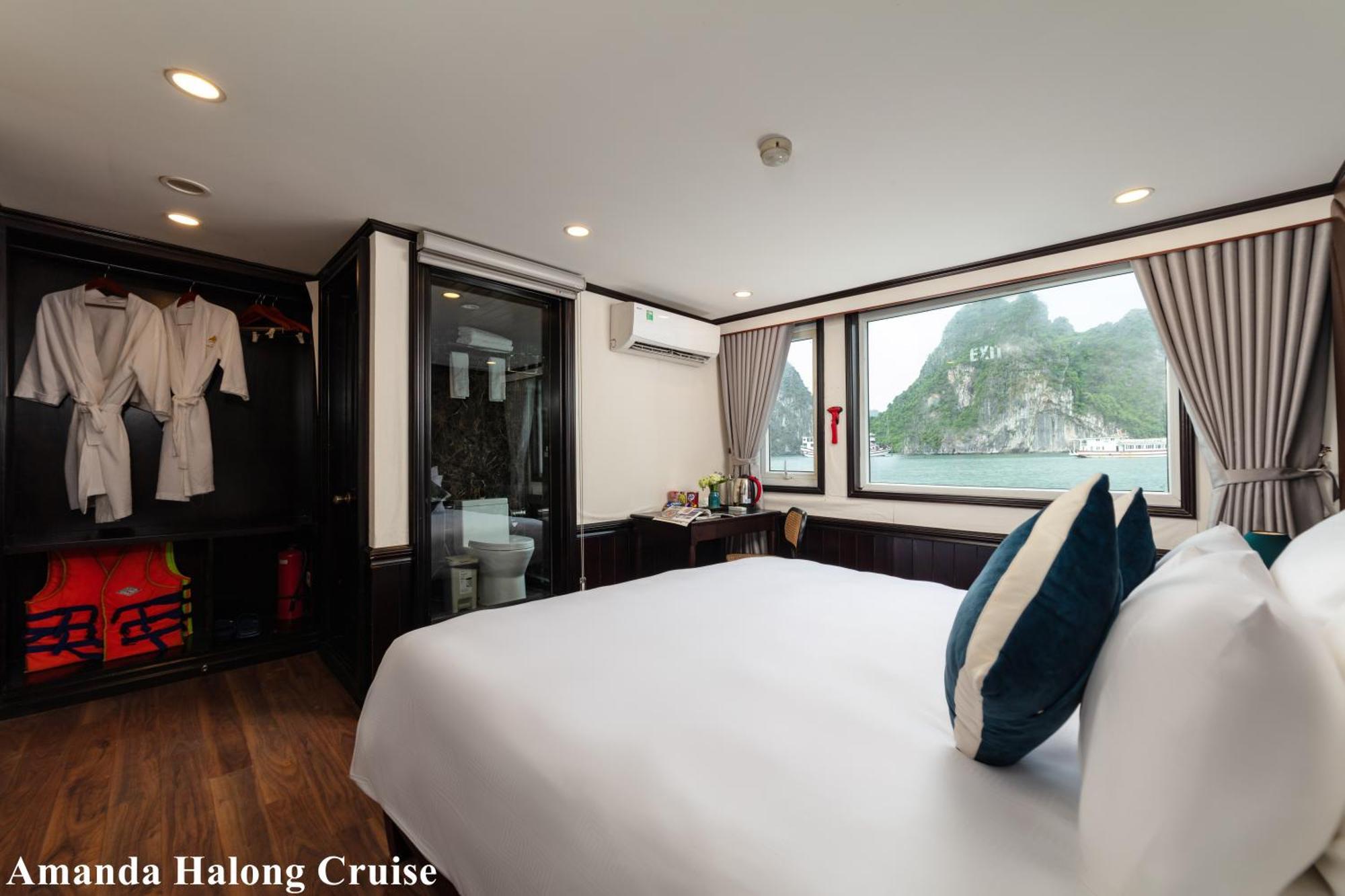 Amanda Luxury Cruise Hotell Ha Long Exteriör bild