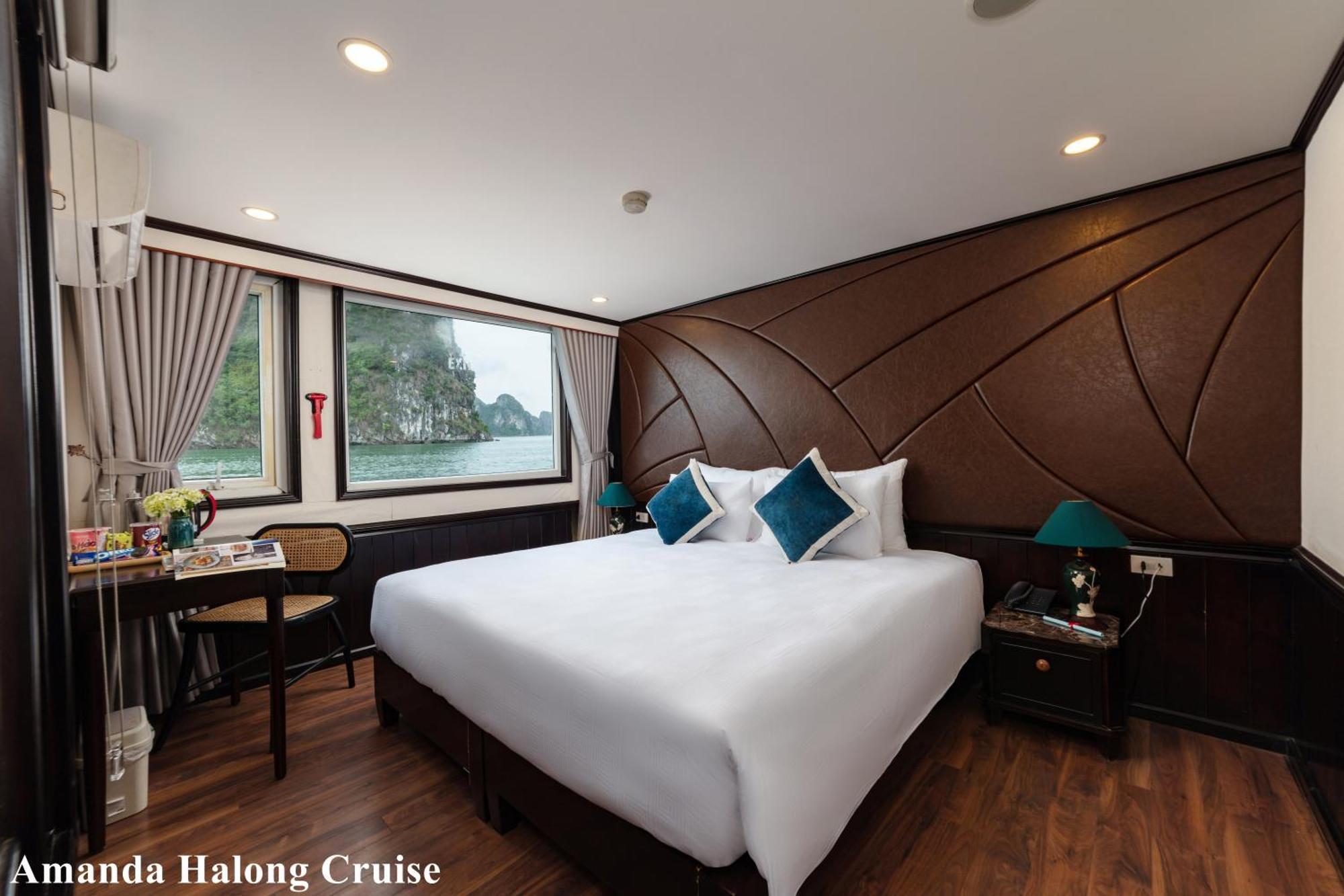 Amanda Luxury Cruise Hotell Ha Long Exteriör bild