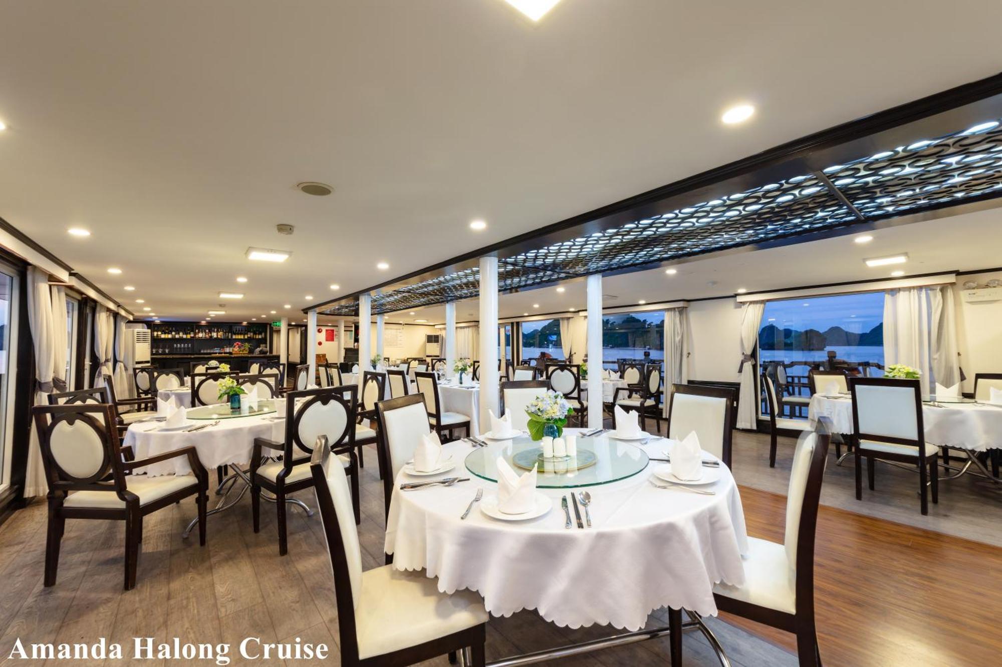 Amanda Luxury Cruise Hotell Ha Long Exteriör bild