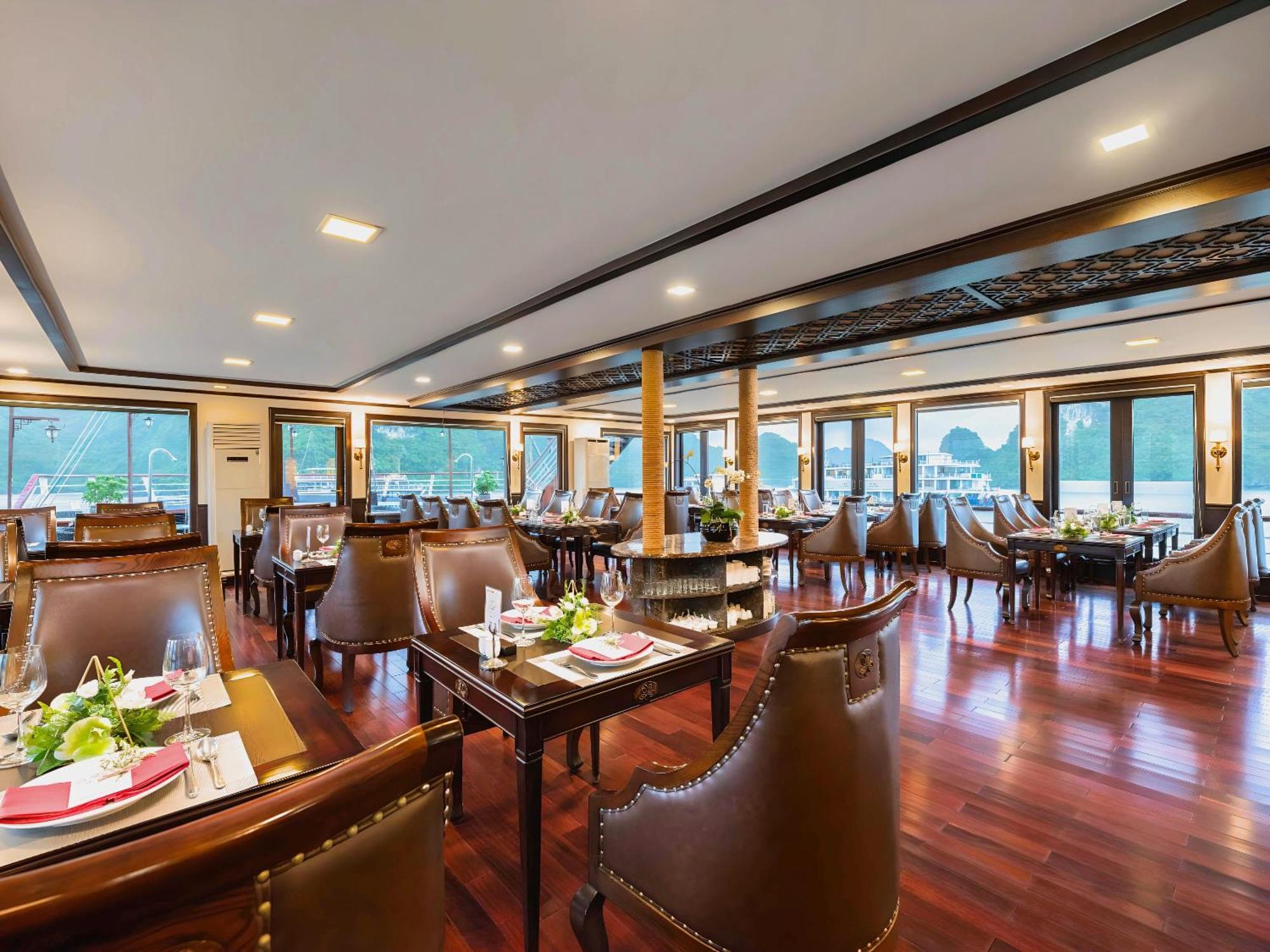 Amanda Luxury Cruise Hotell Ha Long Exteriör bild
